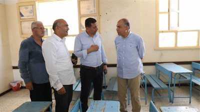 محافظ المنيا يتفقد مدرسة سمالوط الابتدائية المشتركة الحديثة استعدادًا للعام الدراسي الجديد