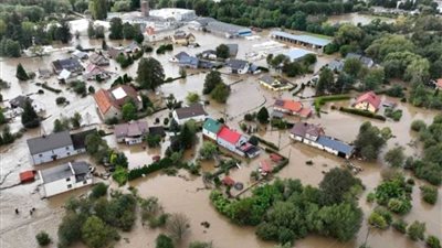 استمرار عمليات الإجلاء في وسط أوروبا بسبب 