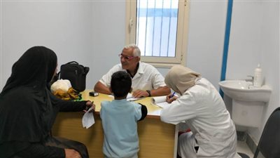 تقديم الخدمات الطبية العلاجية المجانية إلي أكثر من 1600 مواطن خلال قافلتين بسوهاج 