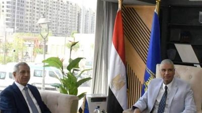 محافظ أسوان يستقبل رئيس الأكاديمية العربية للعلوم والتكنولوجيا والنقل البحرى لاستعراض أوجه التعاون المشترك