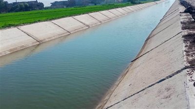 محافظ أسوان يوجه الري لسرعة تنفيذ أعمال التطهير وتبطين الترع الرئيسية والفرعية بوادي عبادى بمركز إدفو