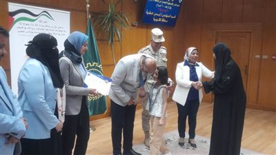 القليوبية تقدم مساعدات مالية لـ100 أسرة متضرره من العدوان على غزة