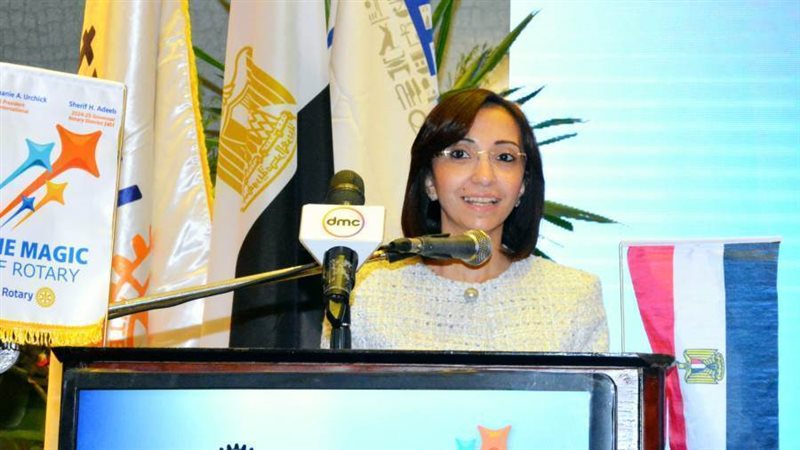 الدكتورة جاكلين عازر