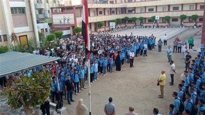 شاهد.. انتظام العملية التعليمية في أول يوم بالعام الدراسي الجديد بمدارس البحيرة 