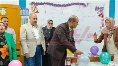 انتظام الدراسة في كفر الشيخ.. وتوزيع الحلوى والهدايا بالمدارس