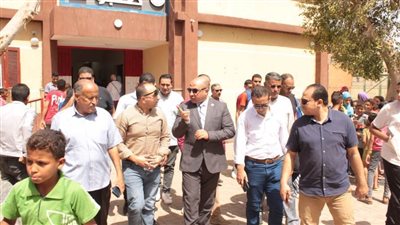 جامعة أسيوط تشارك في مبادرة «أنت الحياة» بقرية صنبو بديروط