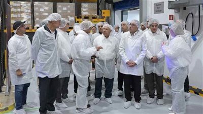 مدبولي يتفقد مصانع 