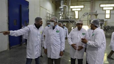 محافظ المنيا: دعمنا المستمر لأي مصنع يقدم منتجًا تصديريًا عالي الجودة يحمل اسم مصر 
