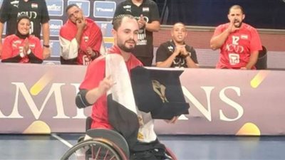 مجدي طلعت هداف كاس العالم وأفضل لاعب في مونديال الكراسي المتحركة لكرة اليد