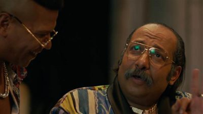 محمد ثروت رجل أعمال متقاعد في رابع حلقات مسلسل 