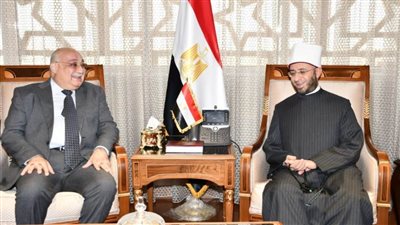 وزير الأوقاف يستقبل رئيس الإذاعة 