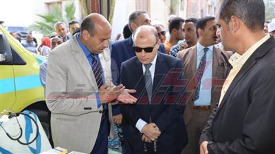 محافظ كفر الشيخ يتفقد قوافل المبادرة الرئاسية 
