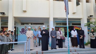وكيل الأزهر يتفقد مجمع معاهد الشروق في أول أيام العام الدراسي الجديد