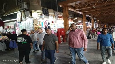 محافظ أسوان يوجه إلى حملات مكبرة بالسوق السياحي القديم بمدينة أسوان