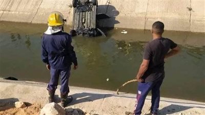 مصرع موظف فى حادث سقوط سيارة ملاكي داخل ترعة بأسيوط
