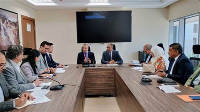 نائب وزير الإسكان ورئيس اقتصادية قناة السويس يبحثان التعاون لتصنيع مكونات مشروعات مياه الشرب