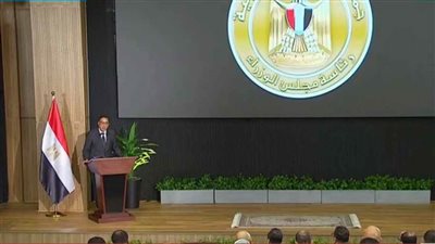 مدبولي: تجنب شائعات مواقع التواصل الاجتماعي ضروري.. واستقرار الاوضاع في الدولة أمر مهم