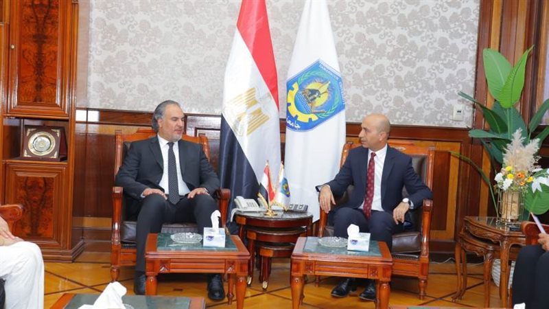 رئيس جامعة دمنهور