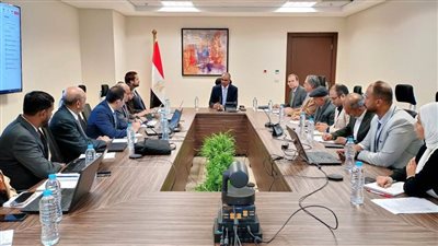 وزير الإسكان يتابع الحمأة الناتجة من محطات الصرف الصحي والاستفادة منها في توليدالطاقة