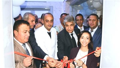 شاهد.. محافظ البحيرة تفتتح أعمال توسعات العناية المركزة وقسم إذابة الجلطات الدماغية بمستشفى أبو المطامير