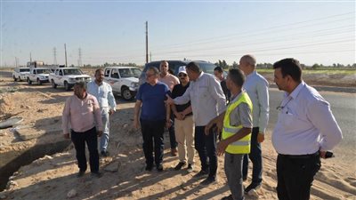  محافظ أسيوط يشهد وصول وتشغيل مياه الري لأراضي مزرعة الوادي الأسيوطي