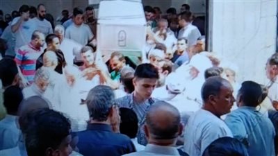 تشييع جنازة فتاتين ضحيتي حادث انقلاب سيارة بترعة في الشرقية 