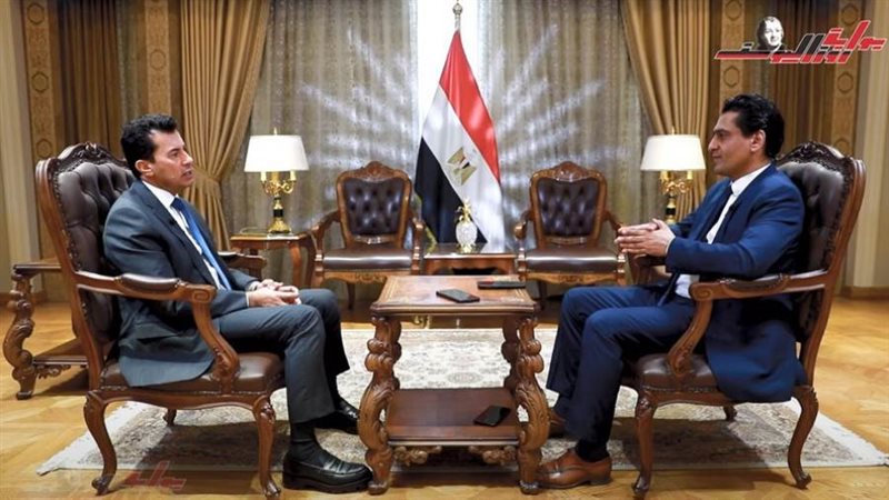 وزير الرياضة و رئيس