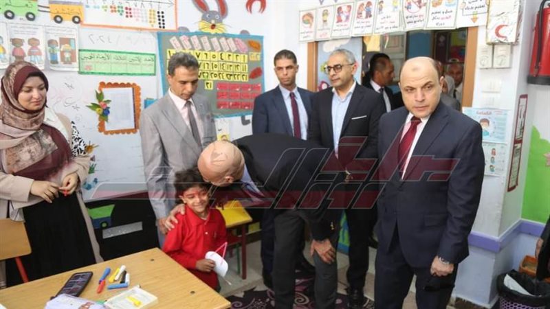 جولة وزير التربية