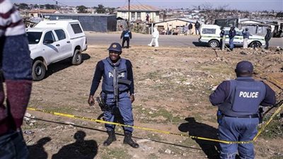 مقتل 17 شخصا جراء حادثي إطلاق نار جماعي في جنوب أفريقيا