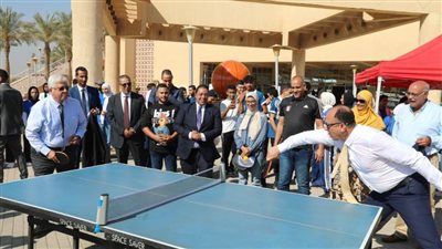 وزير التعليم العالي يتفقد جامعة حلوان ويطمئن على انتظام الدراسة