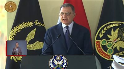 عاجل| وزير الداخلية للرئيس السيسي: مصر تتقدم بقيادتكم.. مدعومة بإرادة وطنية