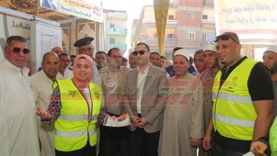 نائب محافظ كفر الشيخ يتفقد المبادرة الرئاسية 