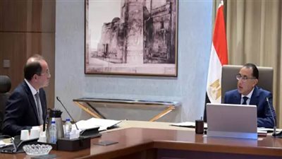 رئيس الوزراء يستعرض مع وزير المالية إجراءات تهيئة مناخ جاذب للاستثمارات