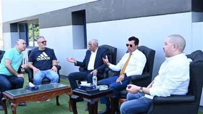 تفاصيل مكالمة وزير الشباب والرياضة مع اتحاد الكرة خلال جلسته مع ميكالي