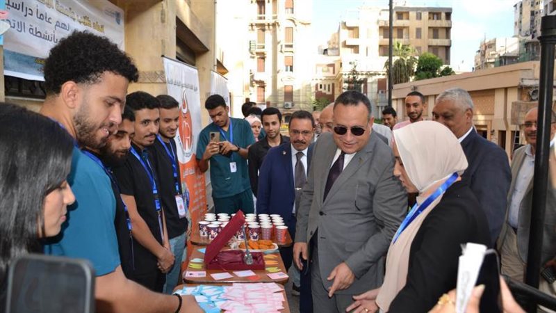 رئيس جامعة الإسكندرية