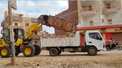 حملات مكثفة لرفع كفاءة النظافة بالمنيا.. و167 محضرا تموينيا بالوادي الجديد