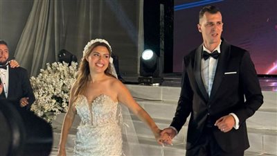 تهنئة لأجمل عروسين بسمة خالد العقاد وأحمد طارق سعد بالزفاف السعيد