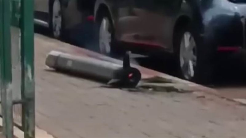 صاروخ سقط في شارع