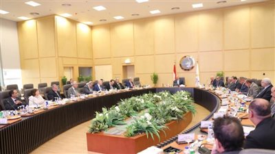 الوزير : الدعم مستمر لأسطول شركة أكتا لتخدم التجمعات السكانية بالعاصمة الإدارية