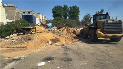 محافظ أسوان .. إزالة لإشغالات بإدفو وإدراج المساحات التي تم إزالتها ضمن منظومة التطوير والتجميل لكورنيش النيل 