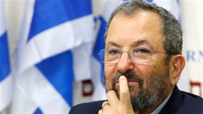 إيهود باراك يرجح أن تهاجم إسرائيل صناعة النفط الإيرانية ردا على هجومها الصاروخي الأخير