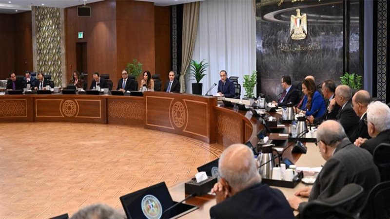 رئيس الوزراء في لقاءه