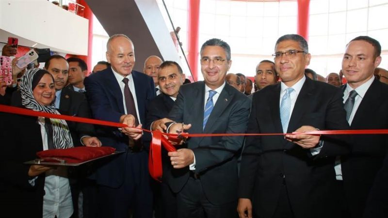 وزير التموين خلال