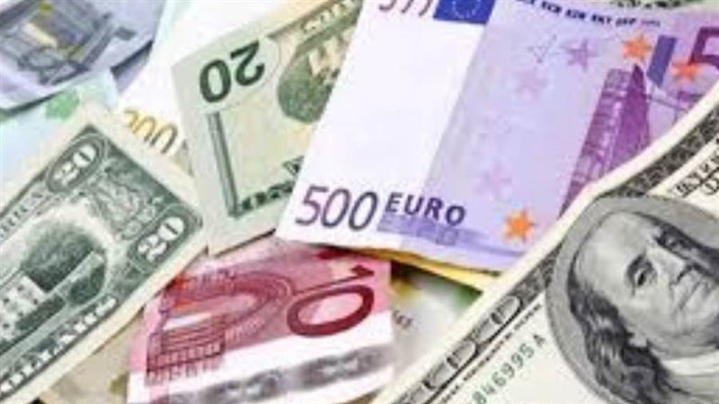 العملات العربية والأجنبية