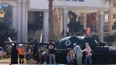 توافد أبناء محافظة بورسعيد على المتحف الحربي في ذكرى أكتوبر