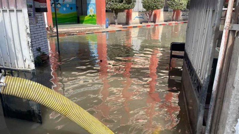 غرق مدرسة ببورسعيد