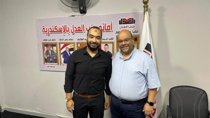 رئيس المكتب السياسي