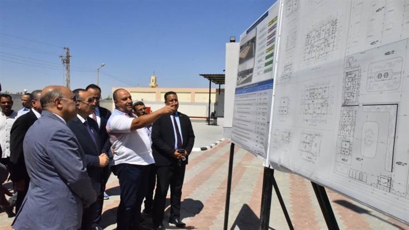 محافظ أسيوط يتفقد