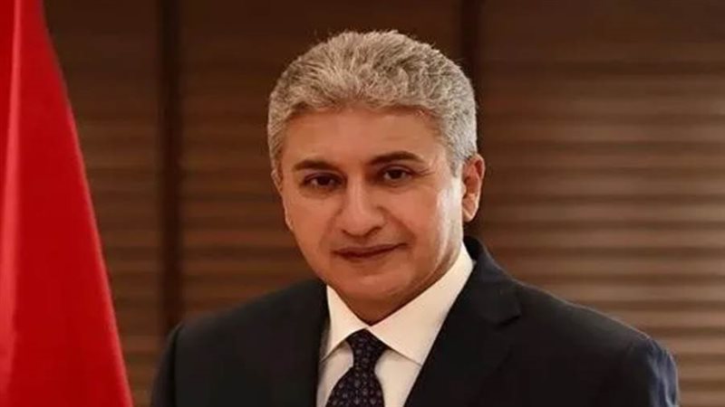 وزير السياحة والآثار