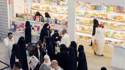 معارض الكتاب بالمملكة تعزز المكانة الثقافية السعودية وتفسح المجال أمام التجارب الأدبية بالداخل والخارج